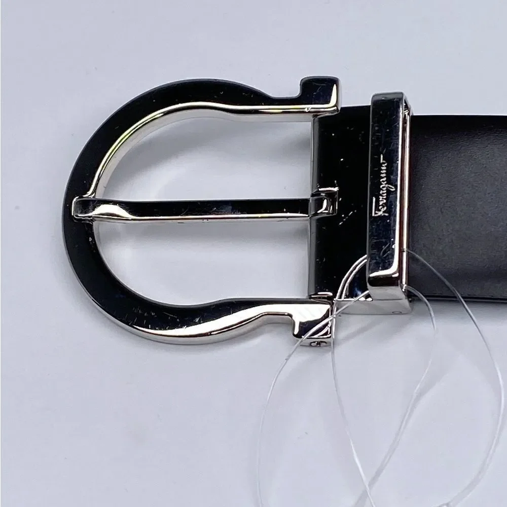 Salvatore Ferragamo Adjustable & Reversible Smooth Leather Buckle Belt size 32